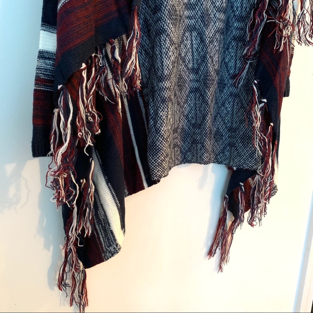 NWT Patterned Cardigan - Picture 4 of 6
